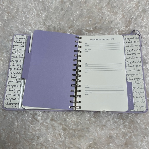 Kate Spade Bridal Appointment Calendar - Picture 3 of 6